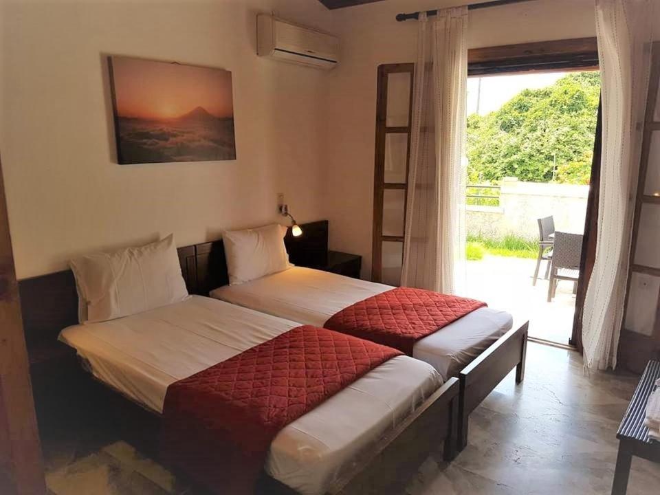 אגיוס גורדיוס Amalia Cottages מראה חיצוני תמונה